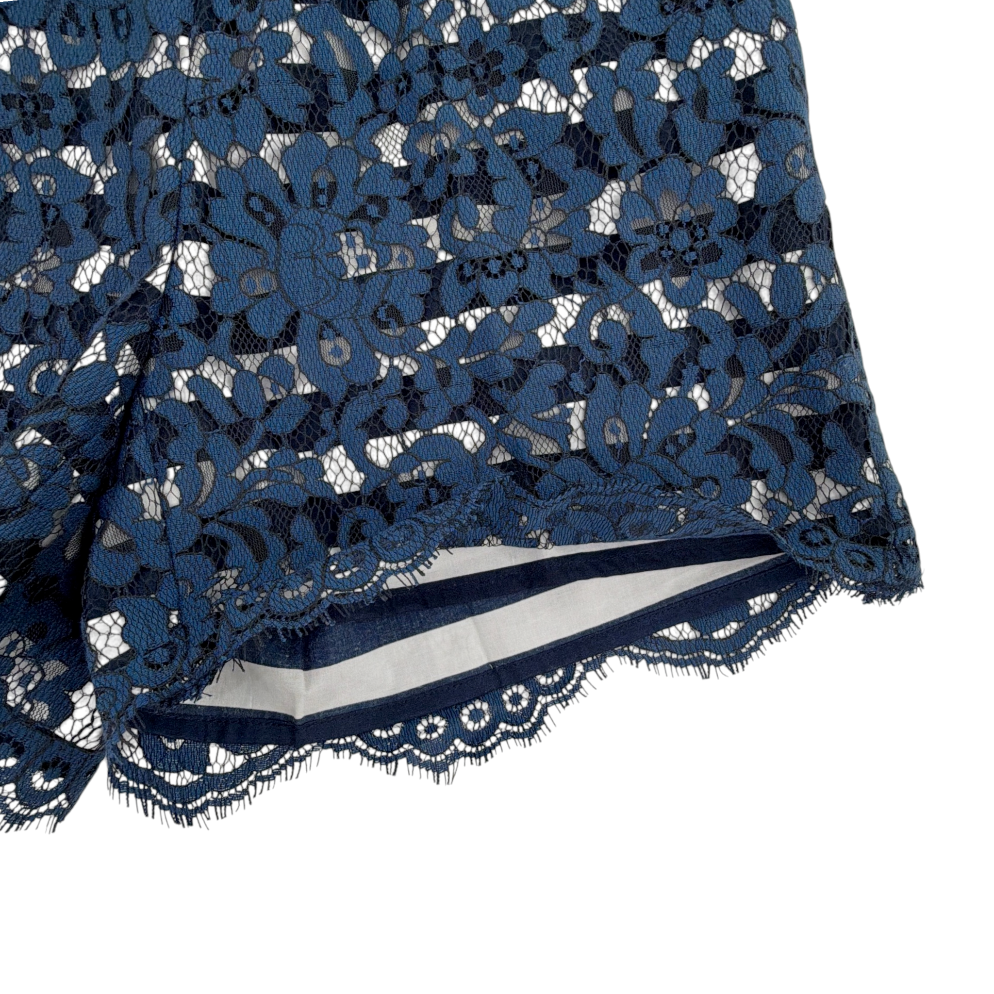 ANTHROPOLOGIE Cartonnier Scalloped Lacework Shorts in Navy 0 Anthropologie