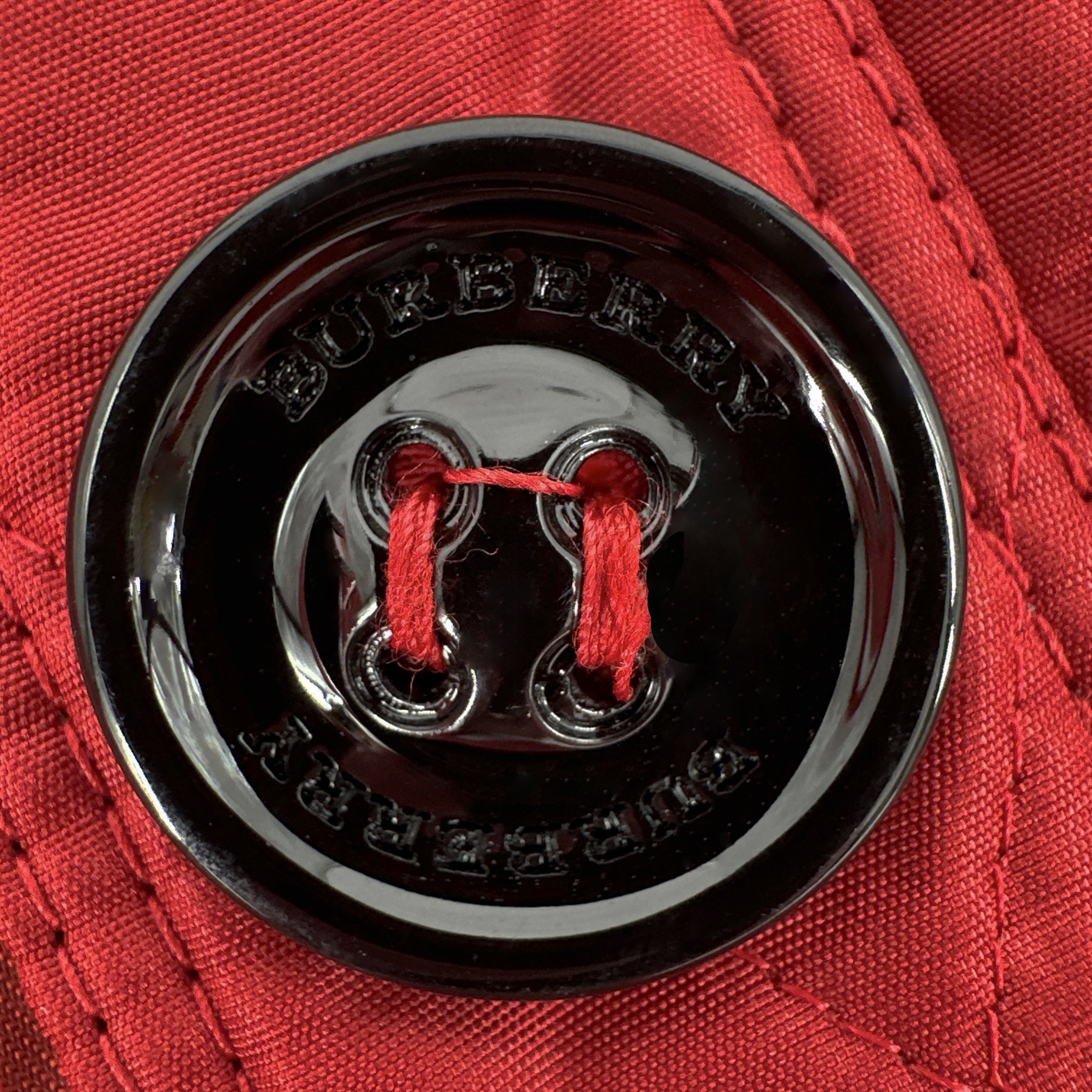 BURBERRY London Cropped Diamond Quilted Jacket in Red US10 | M Burberry