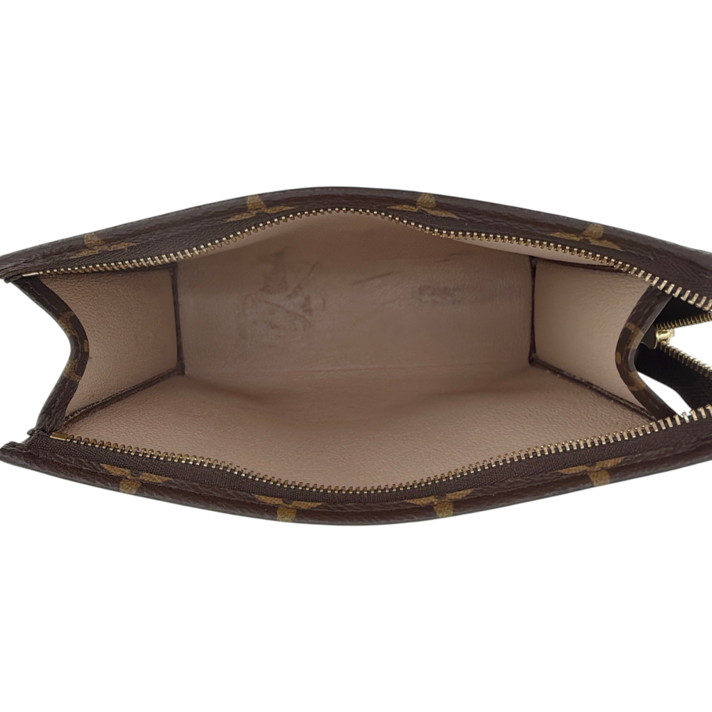 LOUIS VUITTON Toilet Pouch 19 Louis Vuitton