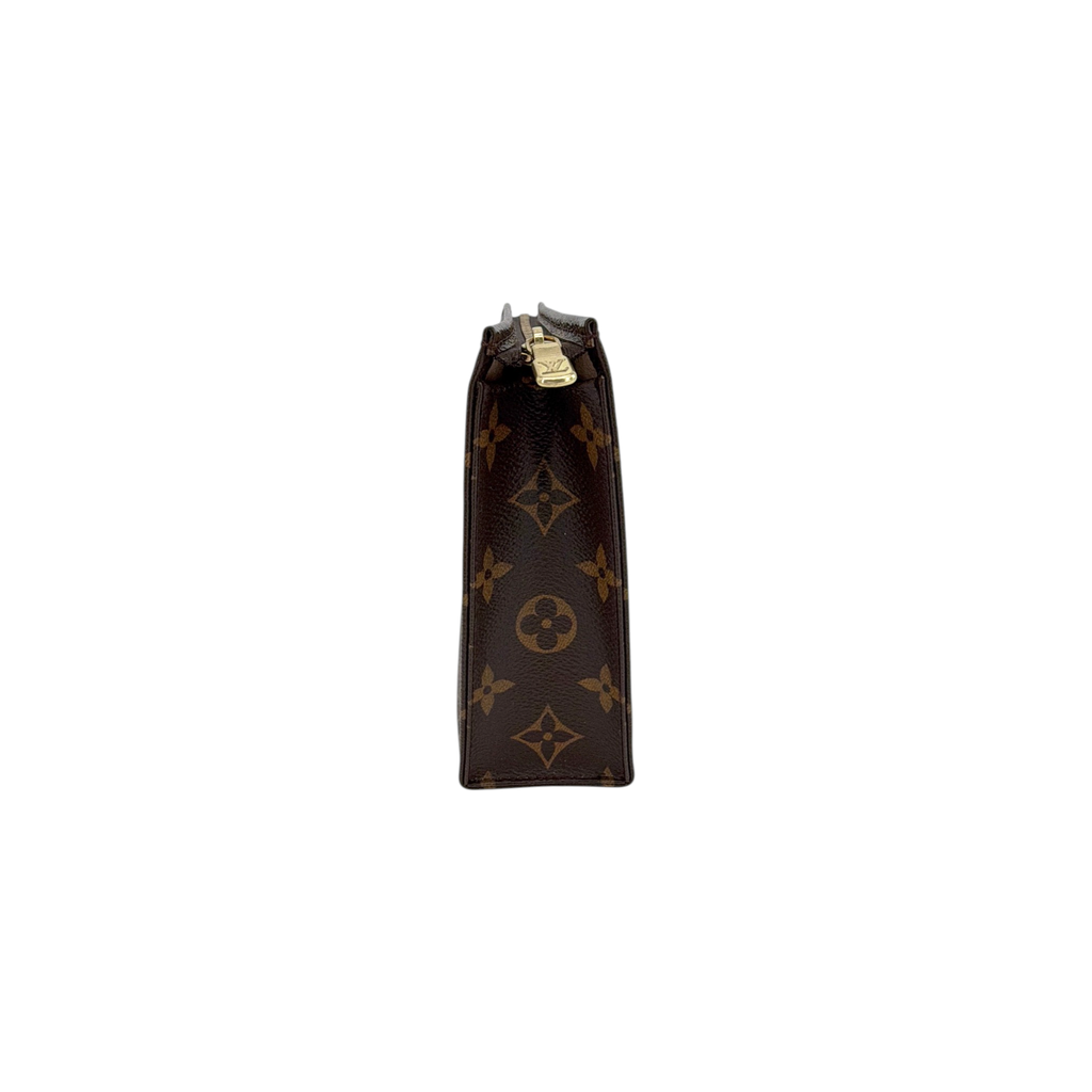LOUIS VUITTON Toilet Pouch 19 Louis Vuitton