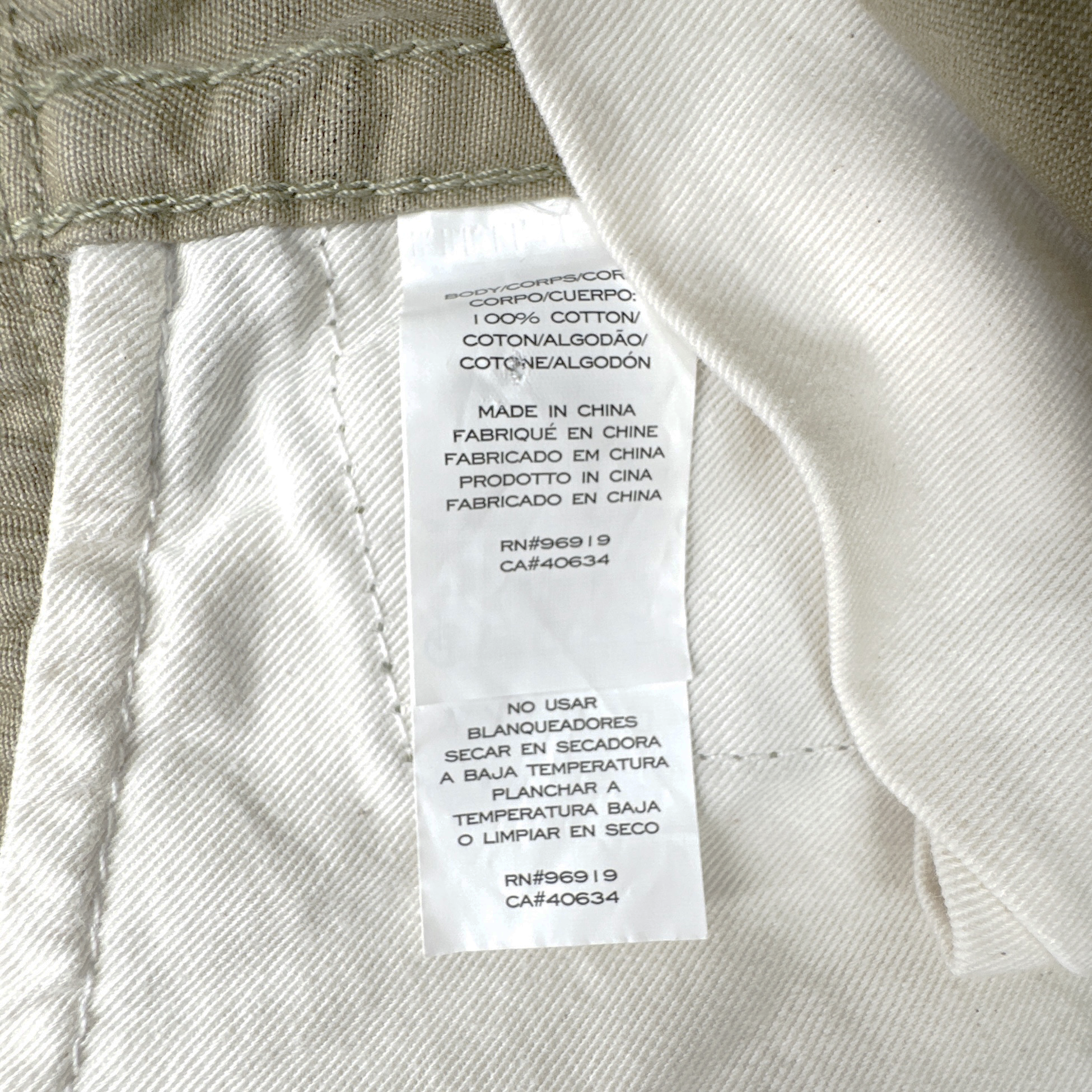 MARC JACOBS Army Cargo Pocket Short in Military Green Multi 0 Marc Jacobs