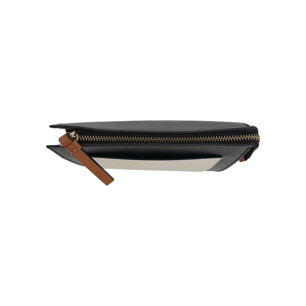 MARC JACOBS The Grind Leather Cosmetic Pouch in Smoked Almond Multi Marc Jacobs