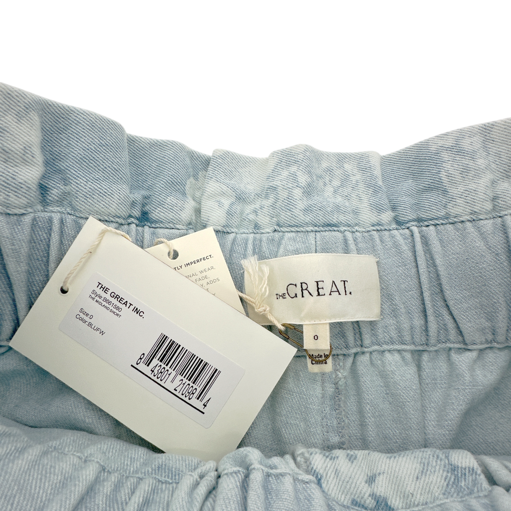 THE GREAT. The Midland Frayed Shorts in Blue Floral 0|XS The Great.