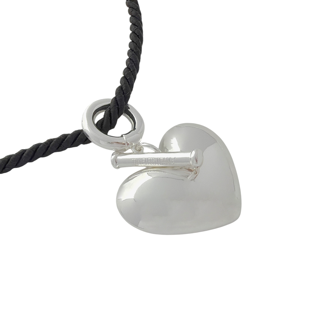 TIMELESS PEARLY Black Cord Necklace with Silver Heart Timeless Pearly