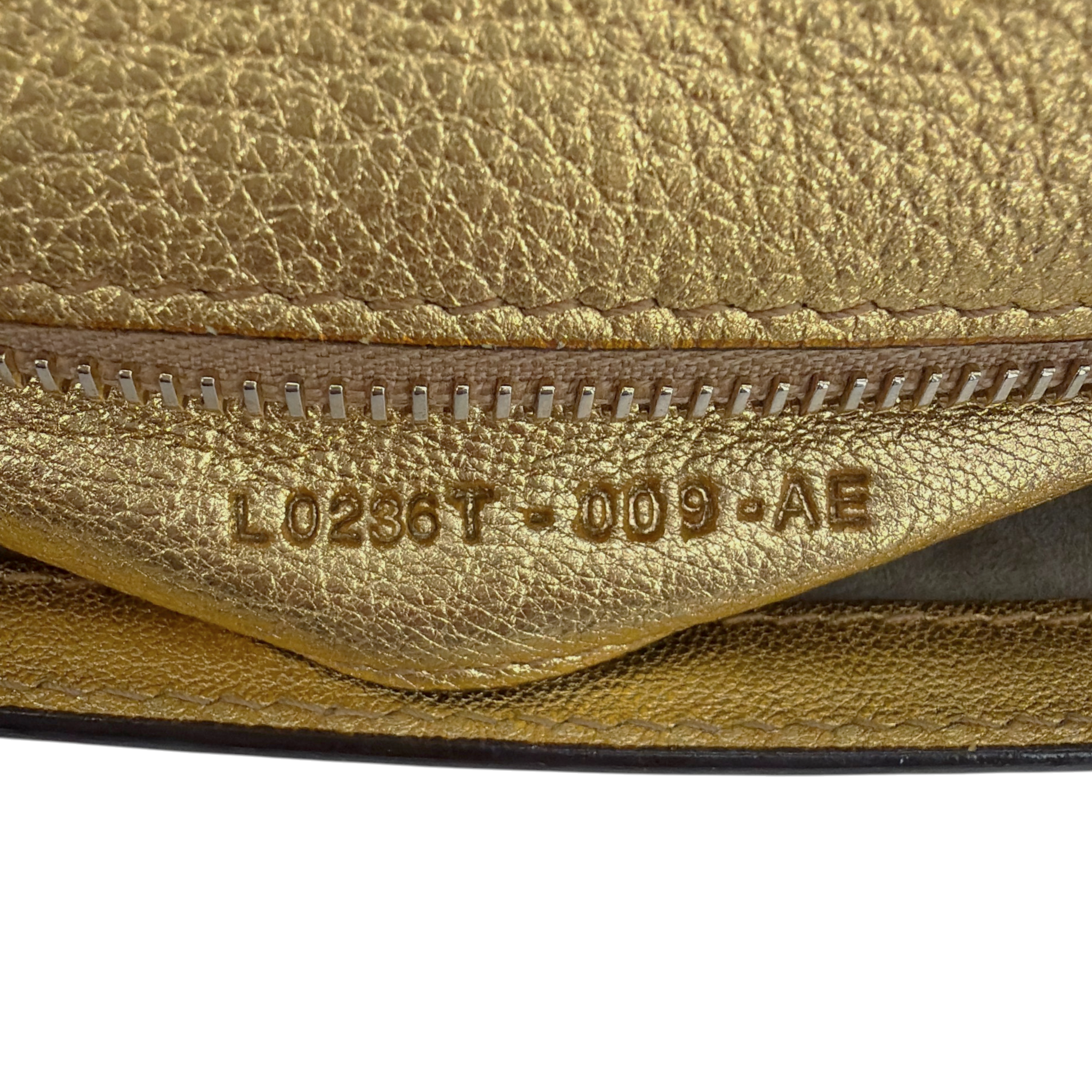 TOM FORD Jennifer Metallic Zip Clutch Bag Golden Tom Ford