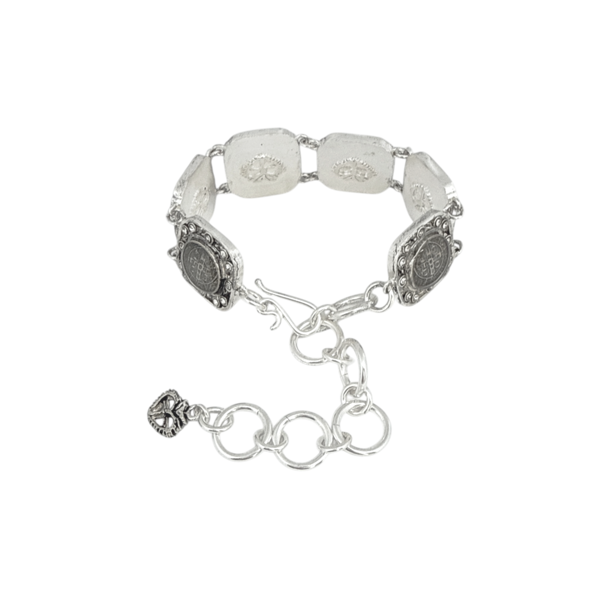 VIRGINS SAINTS & ANGELS VSA San Benito Square Bracelet in Silver Virgins Saints & Angels
