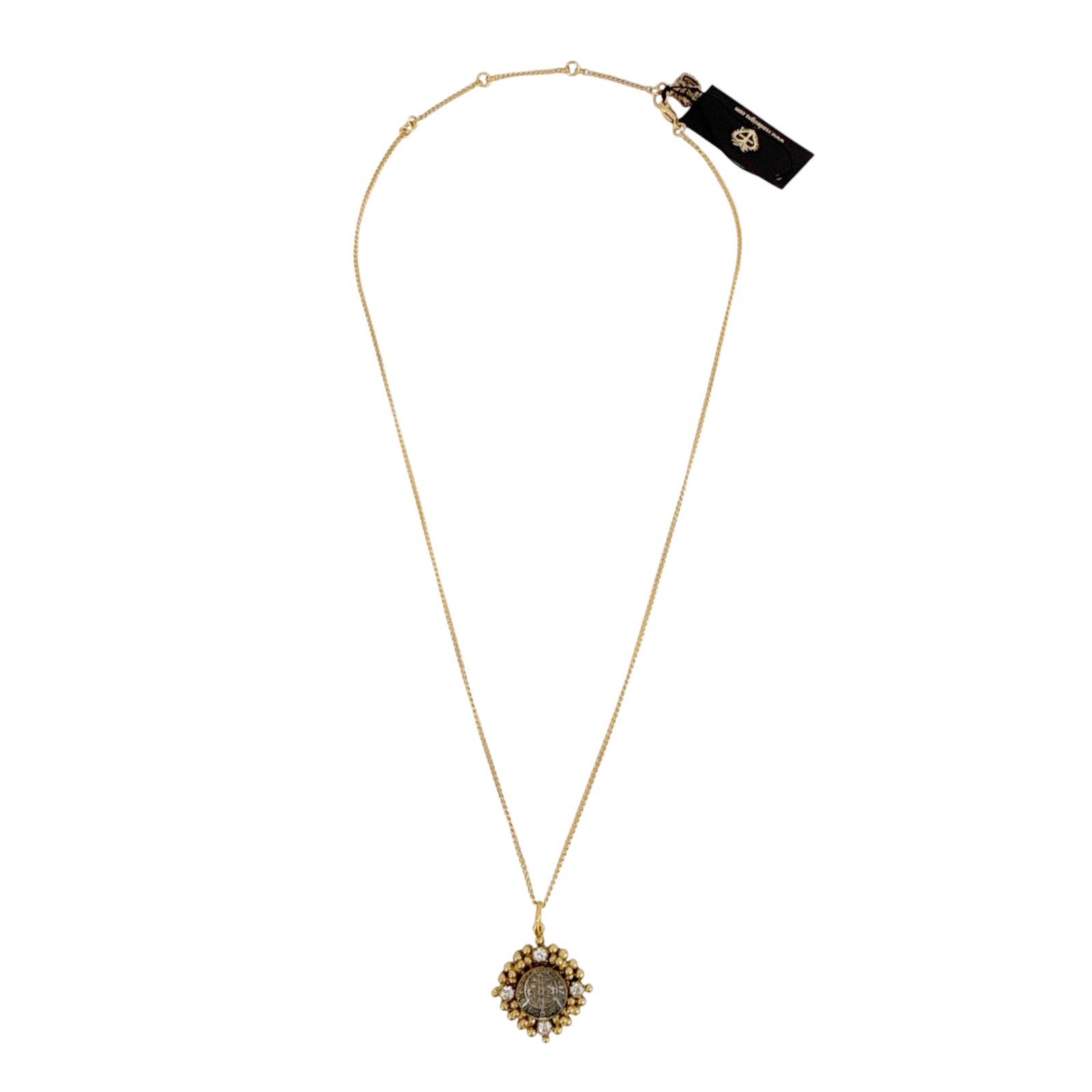 VIRGINS SAINTS & ANGELS VSA Petite Cloister San Benito Charm Necklace in Gold