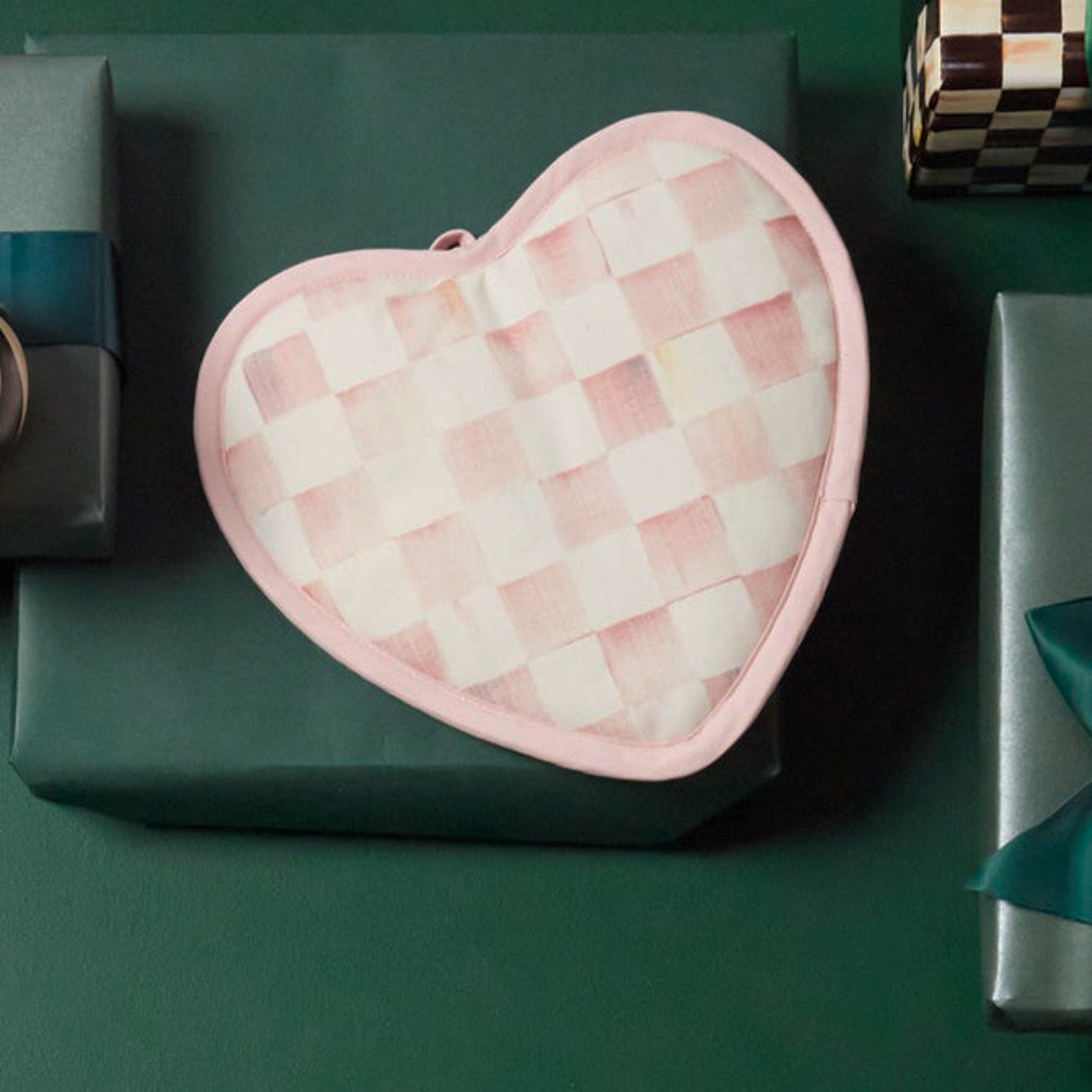 MACKENZIE-CHILDS Rosy Check Heart Potholder Mackenzie-Childs