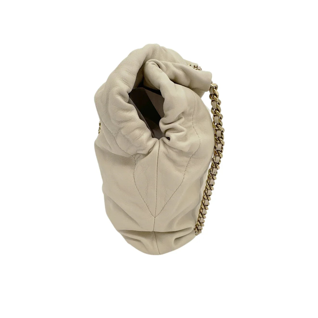VERONICA BEARD Leather Slouch Bag in Ivory - flyKAMP