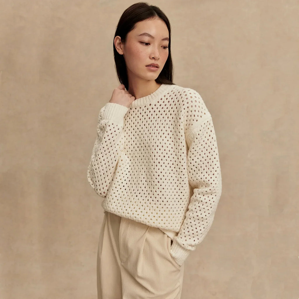 VARLEY Grady Bouclé Knit Sweater in Coconut Milk S - flyKAMP