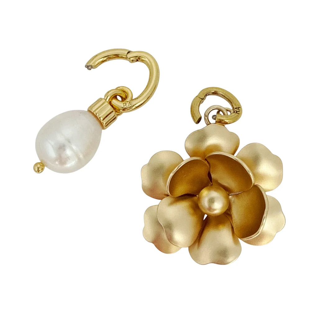 ROXANNE ASSOULIN The Flower Meets The Pearl Necklace - flyKAMP