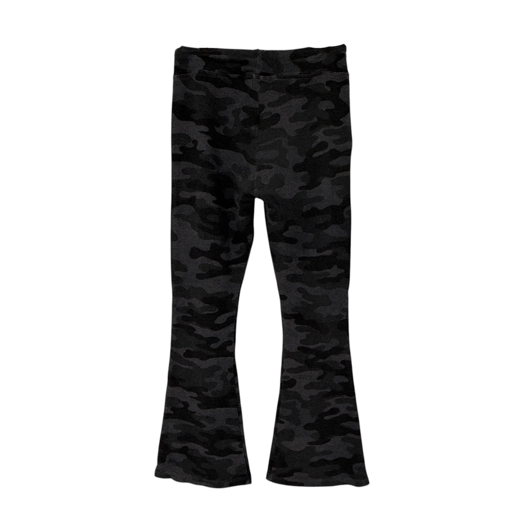 SUNDRY Camo Kick Flare Pants Size 0 - flyKAMP