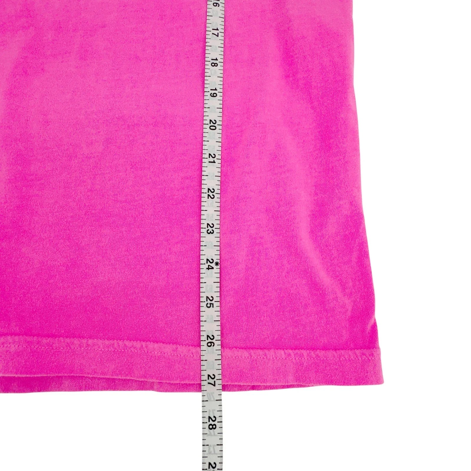 MARC JACOBS Fluorescent Logo Print Tee in Bright Pink S - flyKAMP