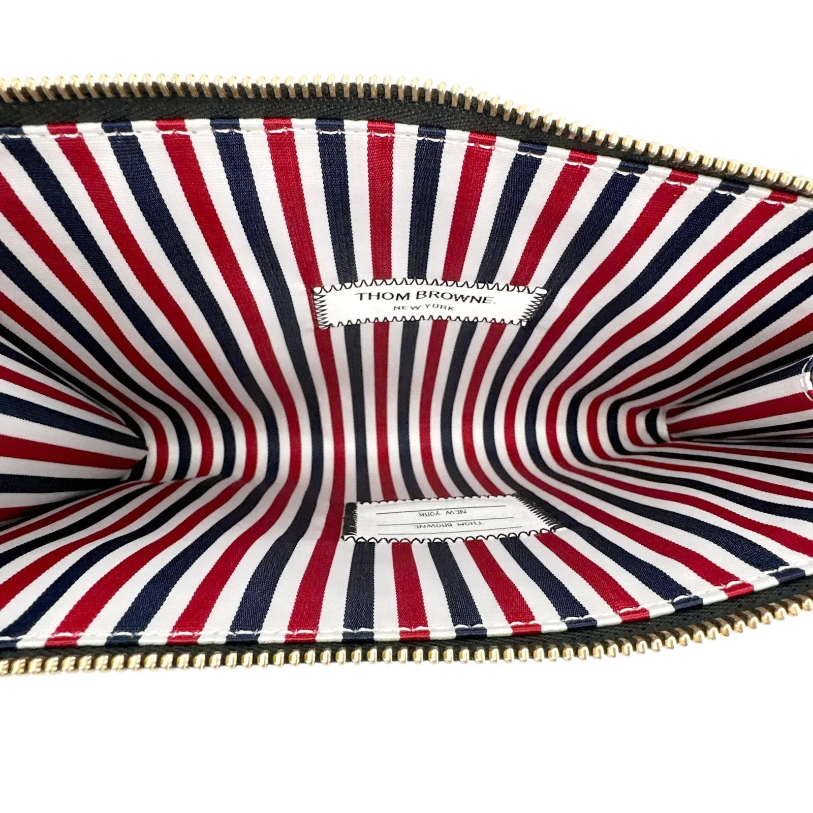 THOM BROWNE Mini Pebble Grain Gusset Folio - flyKAMP