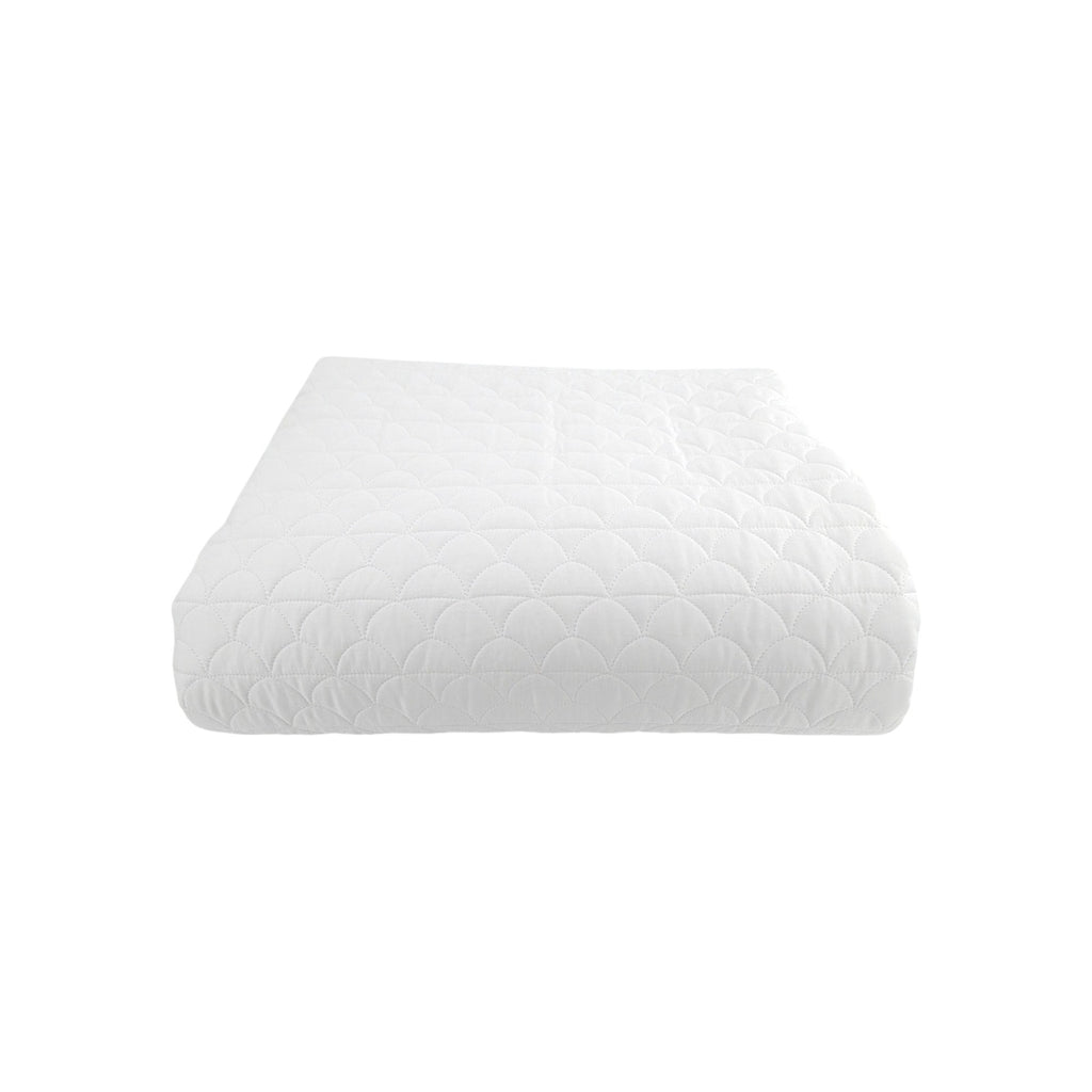 AMALIA Home Collection 430 Thread Count Quilted Coverlet King in White Amalia