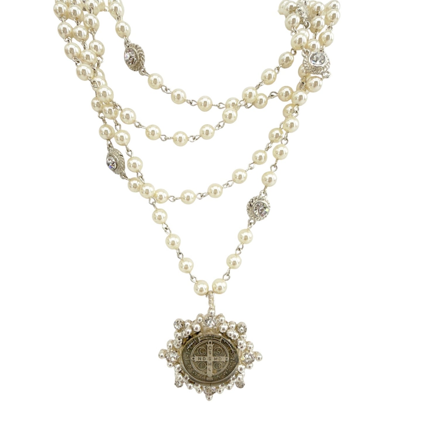VIRGINS SAINTS & ANGELS VSA Magdalena Pearl Cream Cloister San Benito Medallion