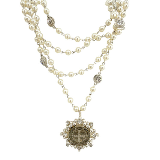 VIRGINS SAINTS & ANGELS VSA Magdalena Pearl Cream Cloister San Benito Medallion