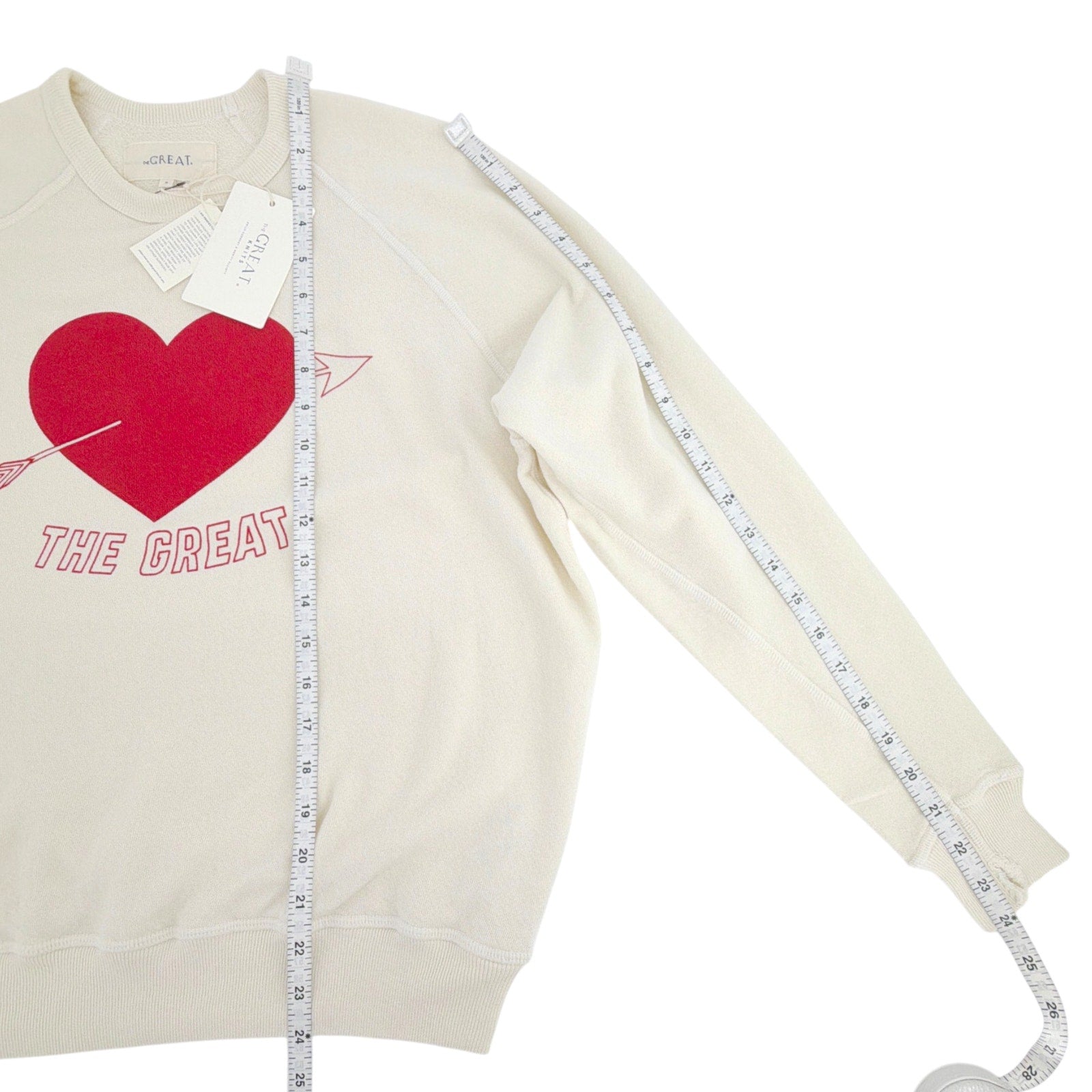 THE GREAT. The College Sweatshirt in Washed White with Red Heart Graphic 0|XS The Great.