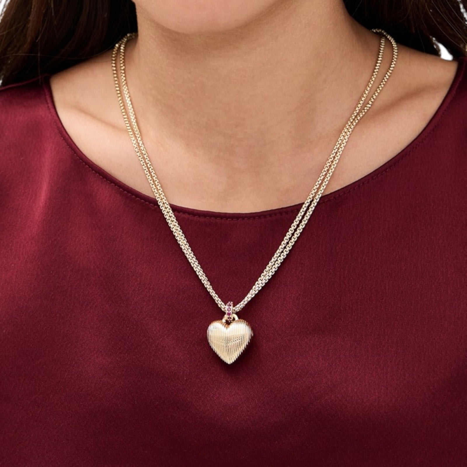 ROXANNE ASSOULIN The Textured Heart Necklace Roxanne Assoulin