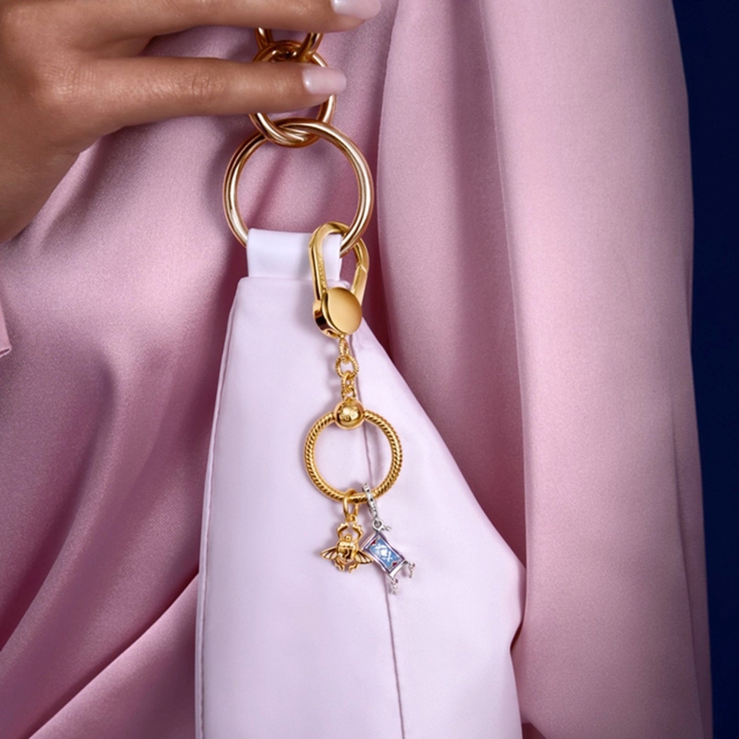 PANDORA Pandora Moments Small Bag Charm Holder