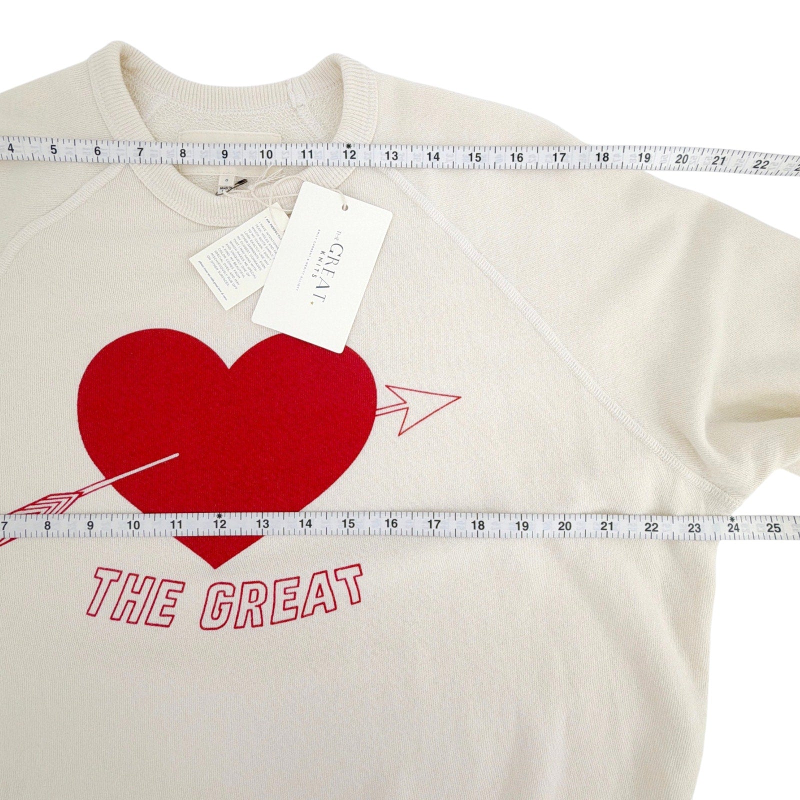 THE GREAT. The College Sweatshirt in Washed White with Red Heart Graphic 0|XS The Great.