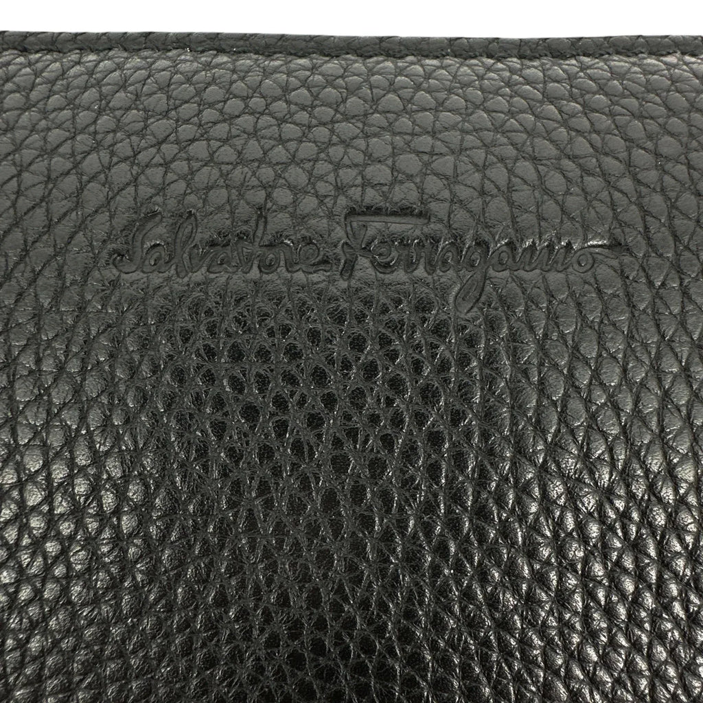 SALVATORE FERRAGAMO Firenze Stud Series Clutch - flyKAMP