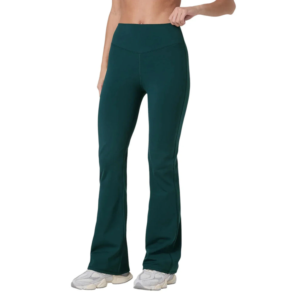 VUORI Chilled Out Bootcut in Moss XS - flyKAMP