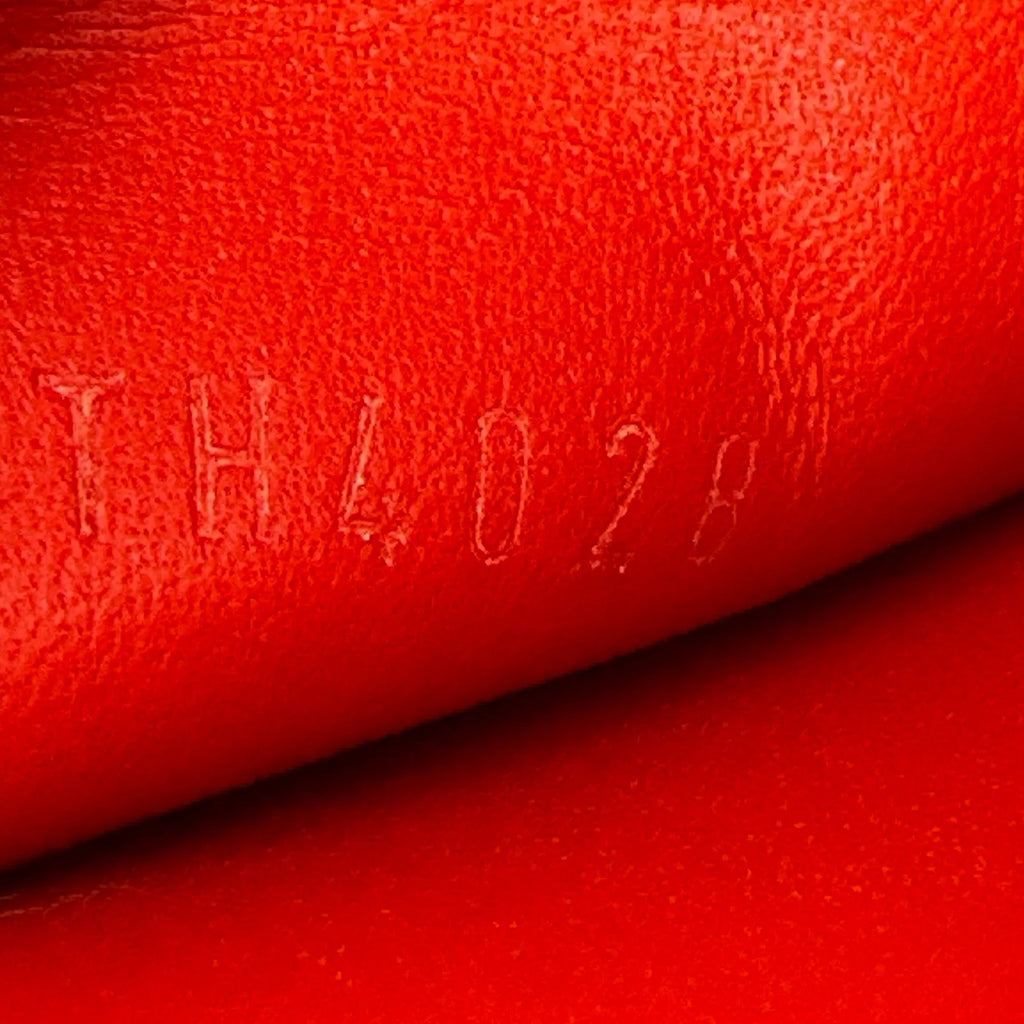 LOUIS VUITTON Vernis Heart Coin Purse Orange Sunset - flyKAMP