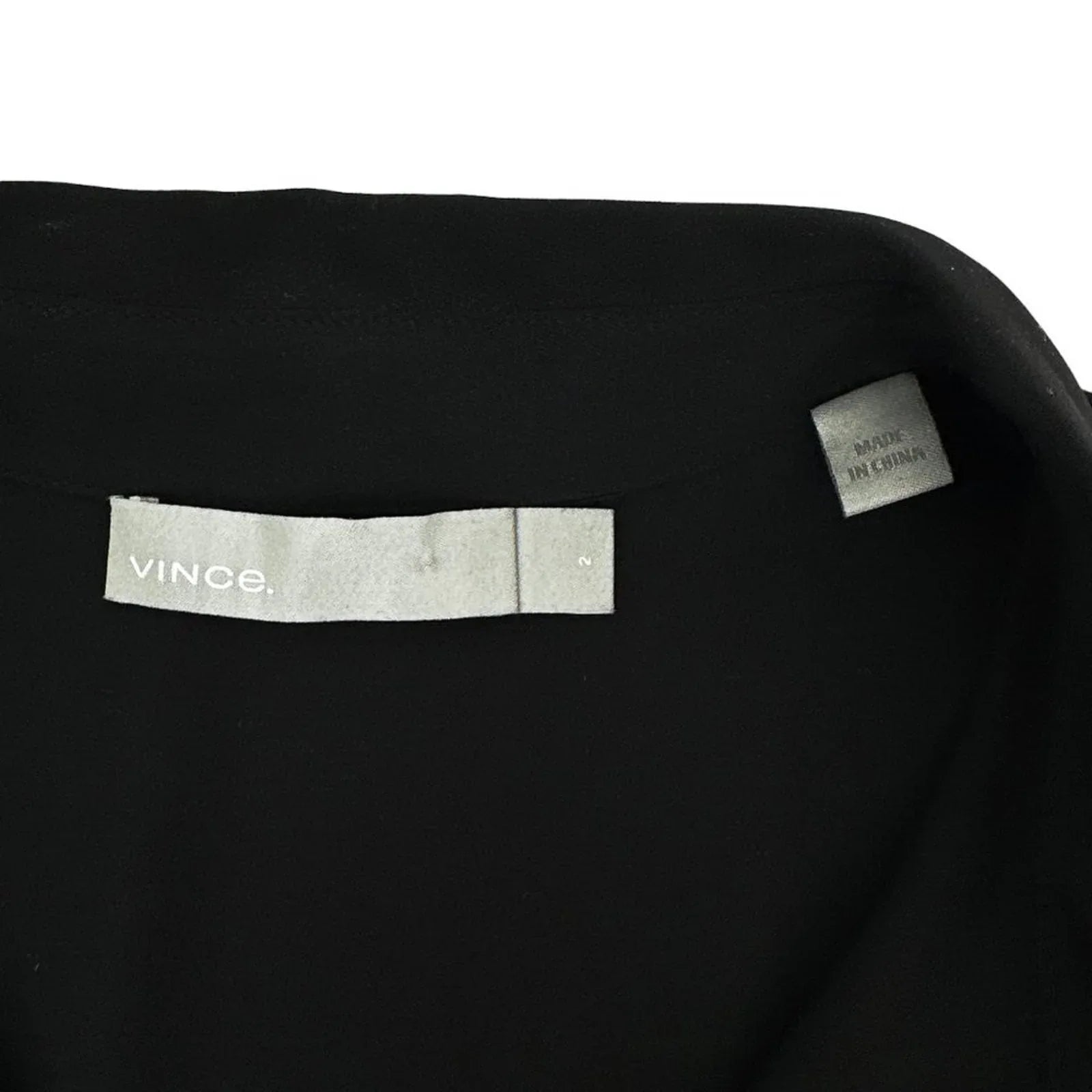 VINCE Slim Fitted Popover Shirt Black 2 - flyKAMP