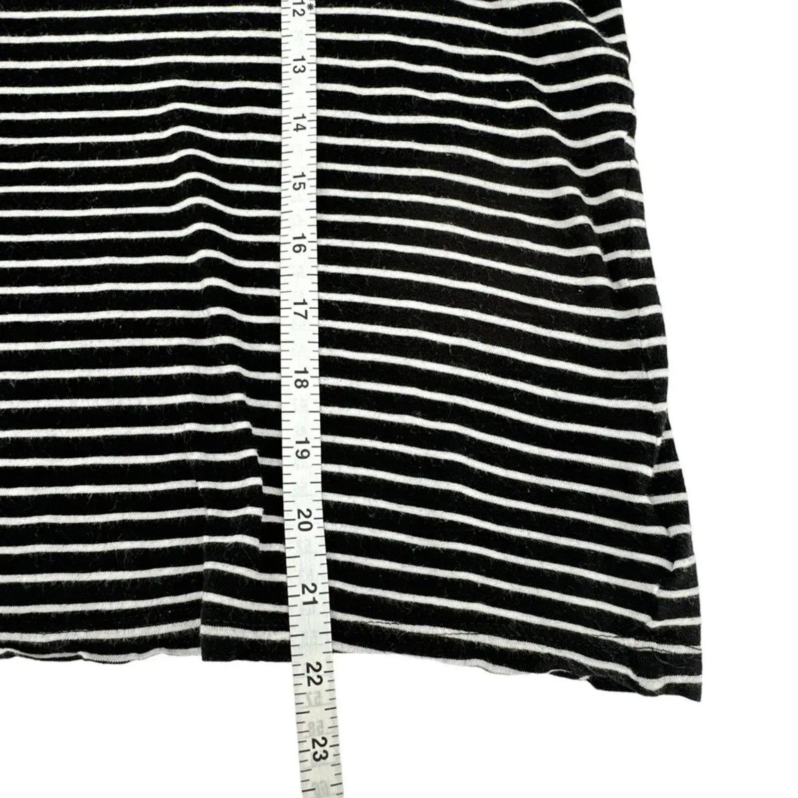 RtA Quinton Tee Black Stripe S - flyKAMP