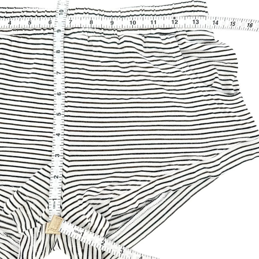 MAISON DU SOIR Elody Sleep Short in Off White & Chocolate Stripe XS - flyKAMP