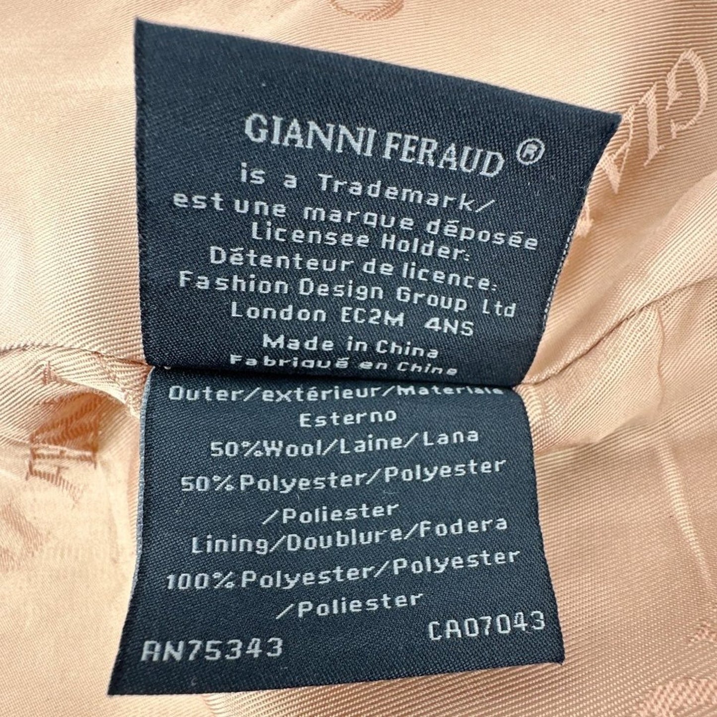 GIANNI FERAUD Slimline Mini Boucle Coat with Upturned Collar in Salmon 6|S